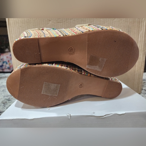 Colorful Platform Wedge Sandals - Picture 5 of 8